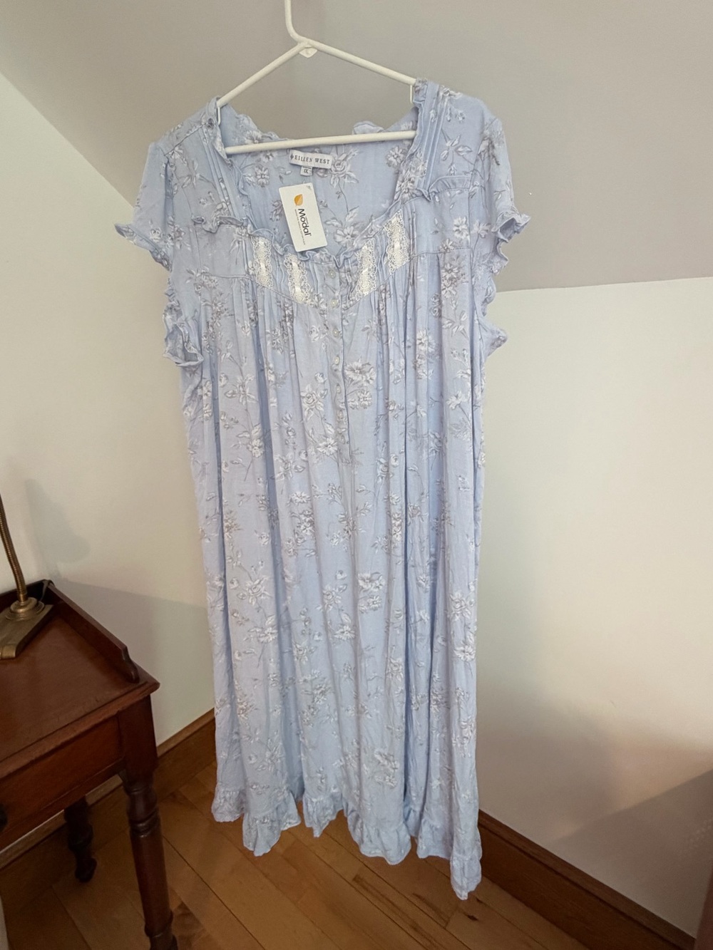 Eileen West NEW WITH TAGS Nightgown - Blue Garden